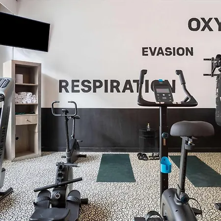 Ibis Styles Centre קאלה