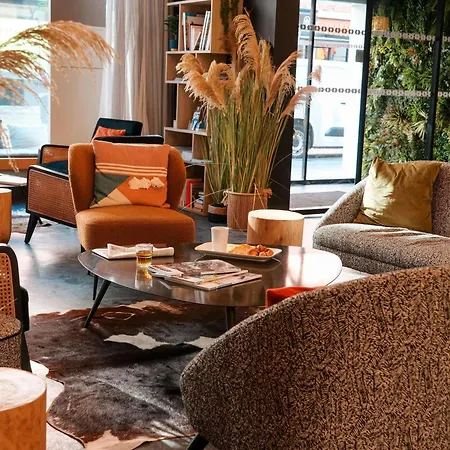 Ibis Styles Centre מלון קאלה