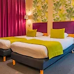 Ibis Styles Centre מלון קאלה