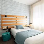 Ibis Styles Centre Hotel 3*