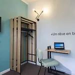 Ibis Styles Centre 칼라이스