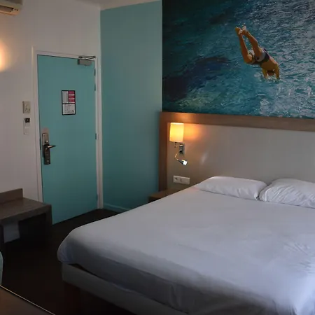 Ibis Styles Centre 3* קאלה