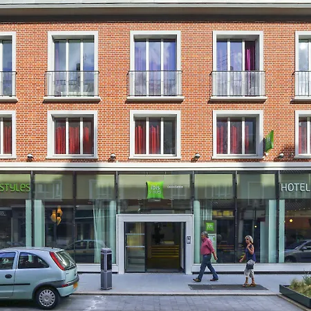 מלון Ibis Styles Centre 3*