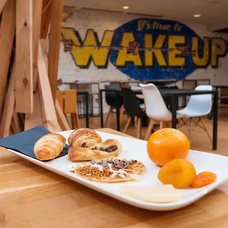 Ibis Styles Centre 3*