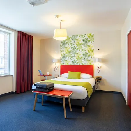 Ibis Styles Centre מלון 3*