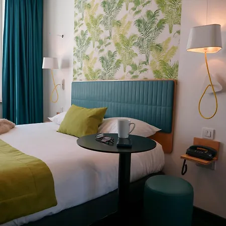 מלון Ibis Styles Centre 3*