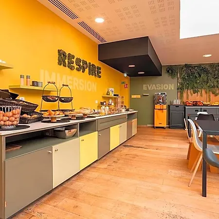 Ibis Styles Centre 3*