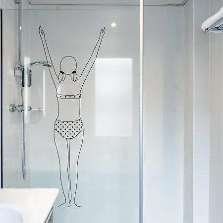 Ibis Styles Centre 3*