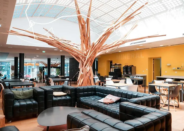 加来市中心宜必思尚品酒店 3*