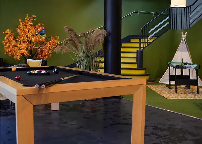 Ibis Styles Centre Hotel 3*