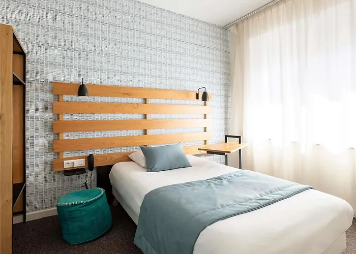 Ibis Styles Centre Hotel 3*